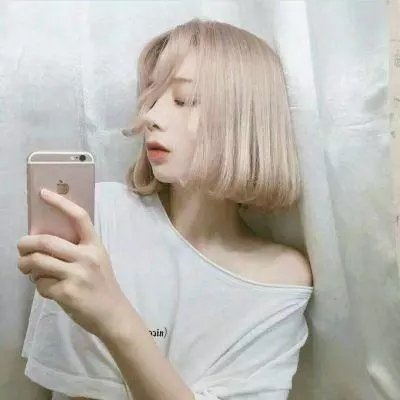 泳队惊魂